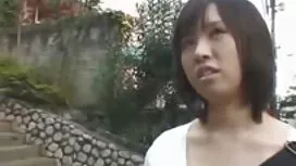 Ihr Mann zog ein jun ...