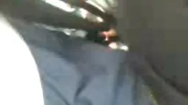 Junge spuckte auf na ...