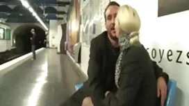 Ihre Mutter, ältere  ...