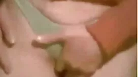 Zwei Lesben nackte r ...