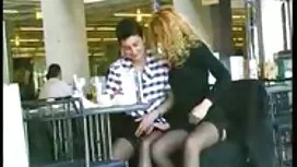 Ein Mann zwang seine ...