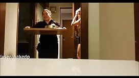 Zwei lustige nackte  ...